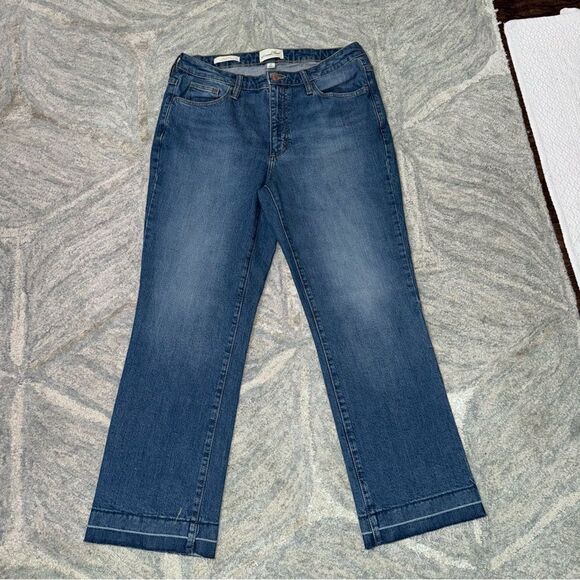 Universal Thread Ankle Bootcut Jeans size 6R- medium wash medium rise NWOT - Picture 6 of 11